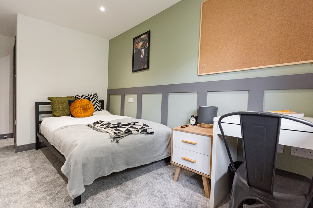 Wavell Way, Winchester