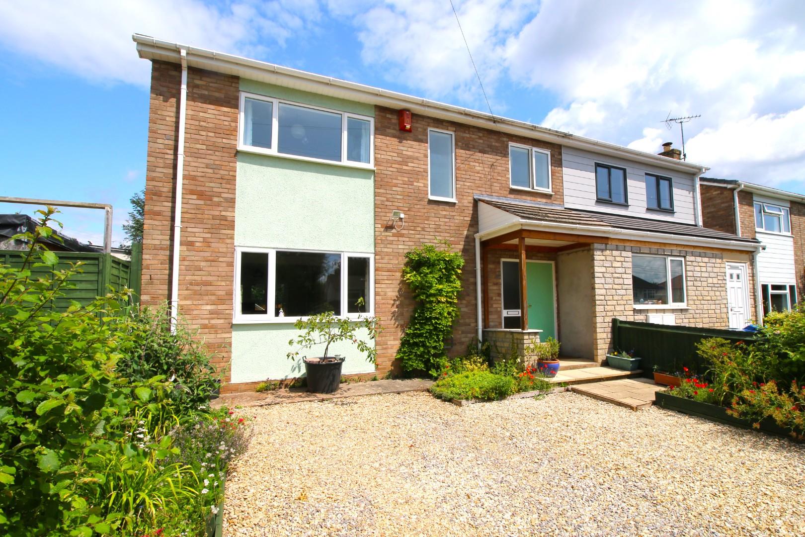 Immaculately presented family home in Congresbury