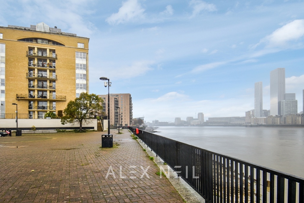 King Frederick Ninth Tower, Rotherhithe SE16