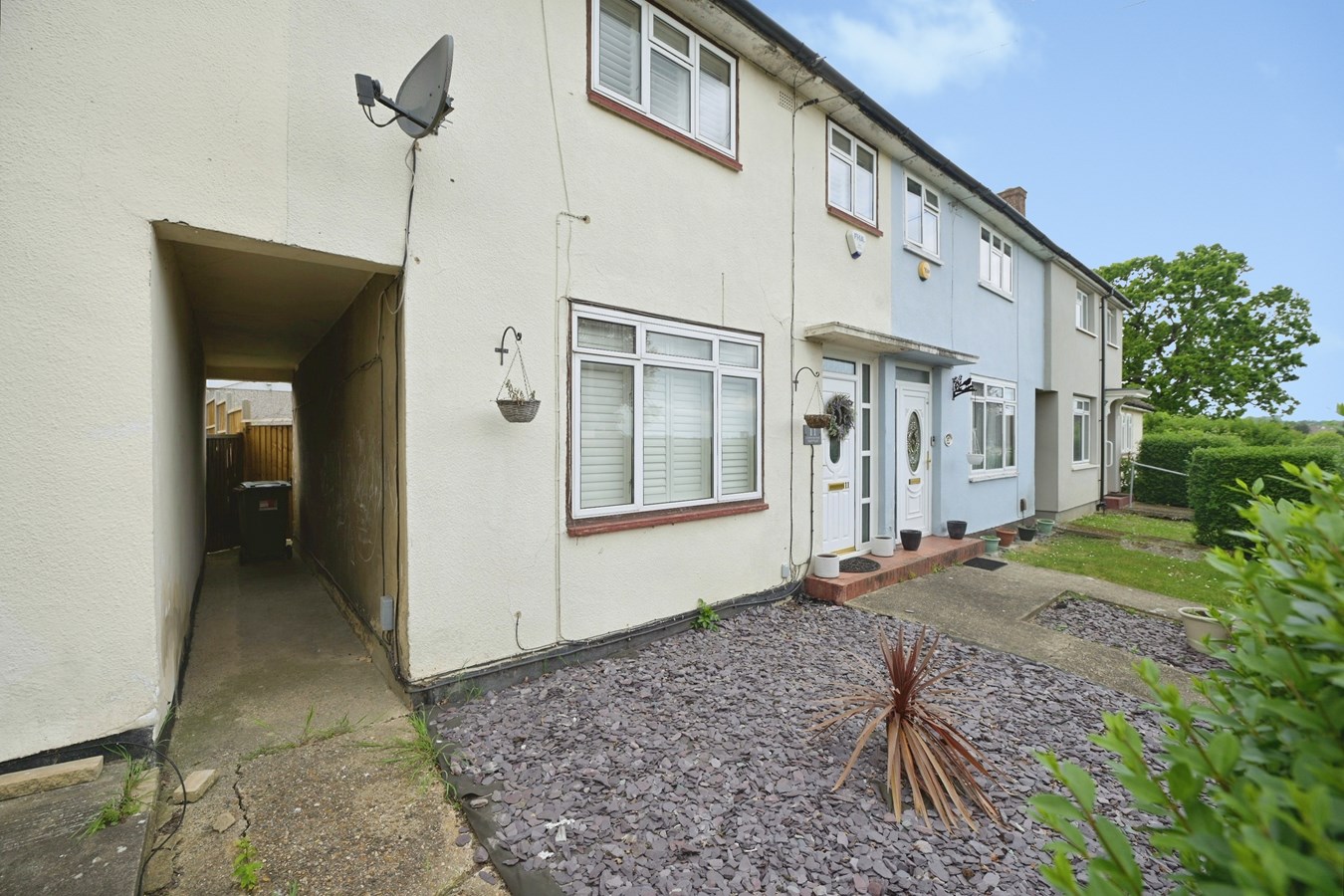 Chippenham Walk, Romford, RM3