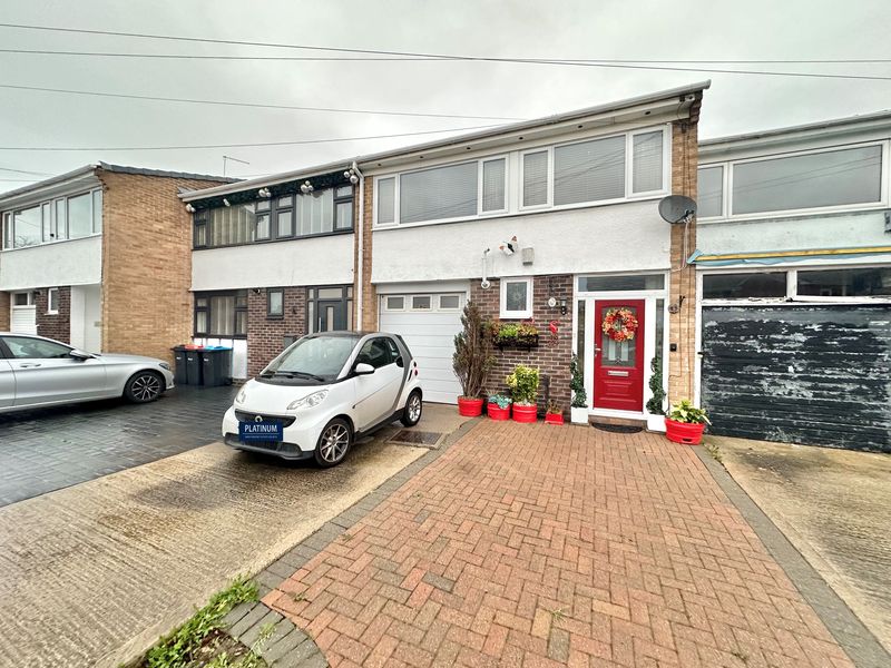 Links Avenue, Little Sutton