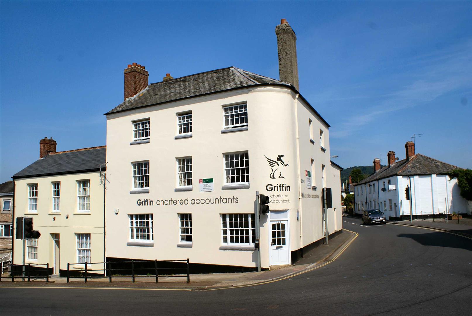 Globe Court, Dowell Street, Honiton