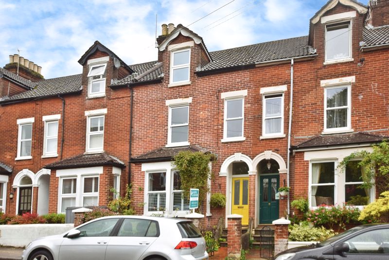 Queens Road, Salisbury                                                                              ***video Tour***