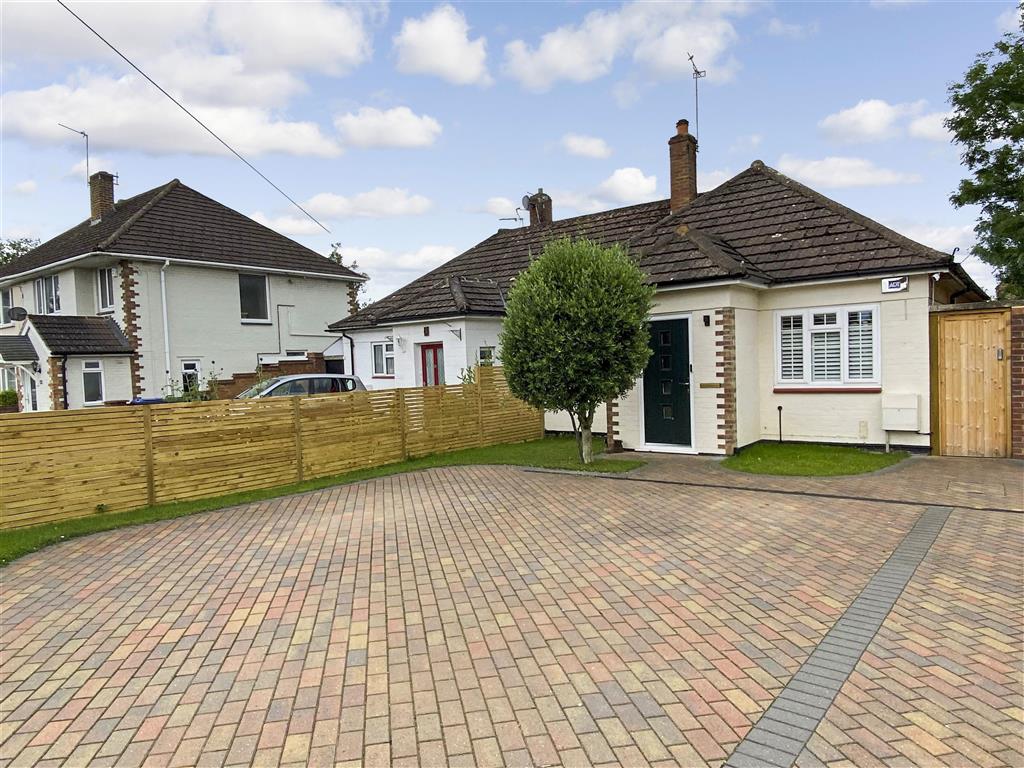 Aperdele Road, , Leatherhead, Surrey 2 bed £450,000 Cubitt & West