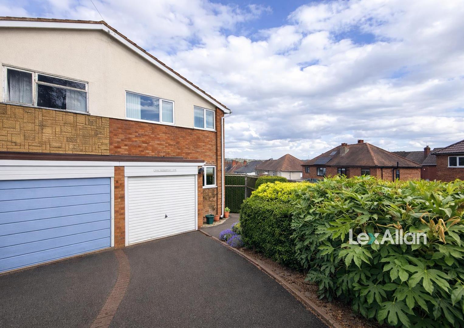 Bower Lane, Brierley Hill
