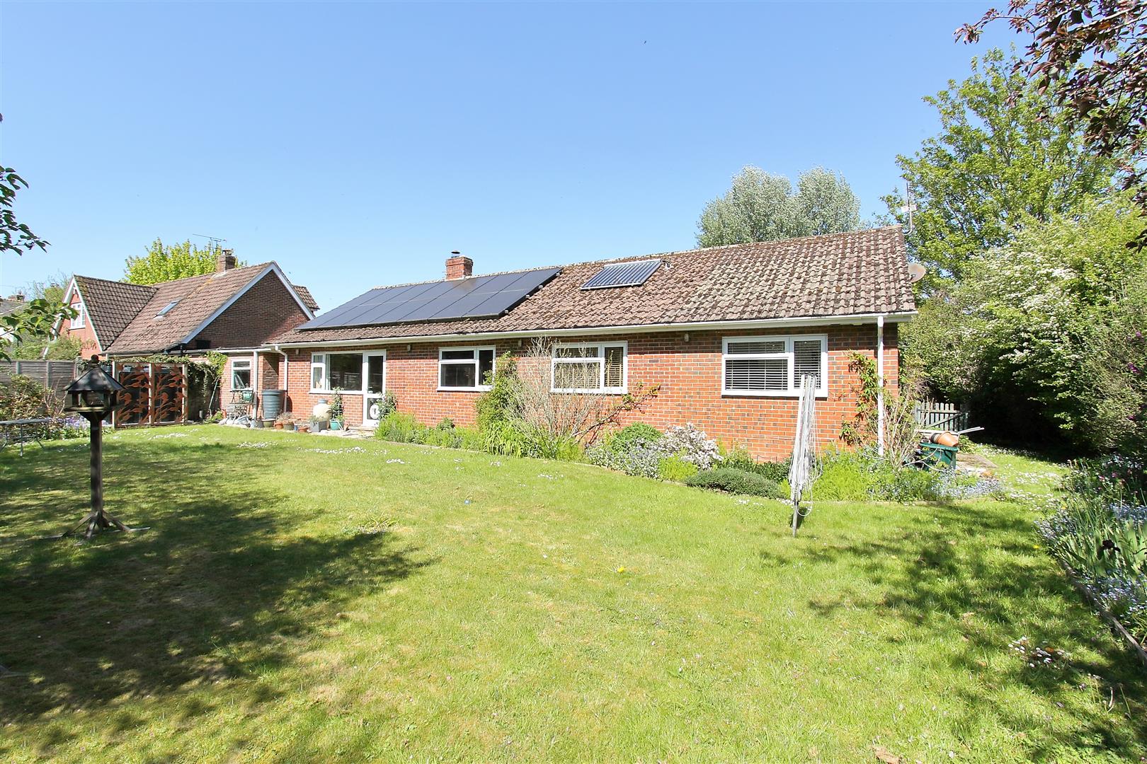 Dixons Lane, Broughton, Stockbridge