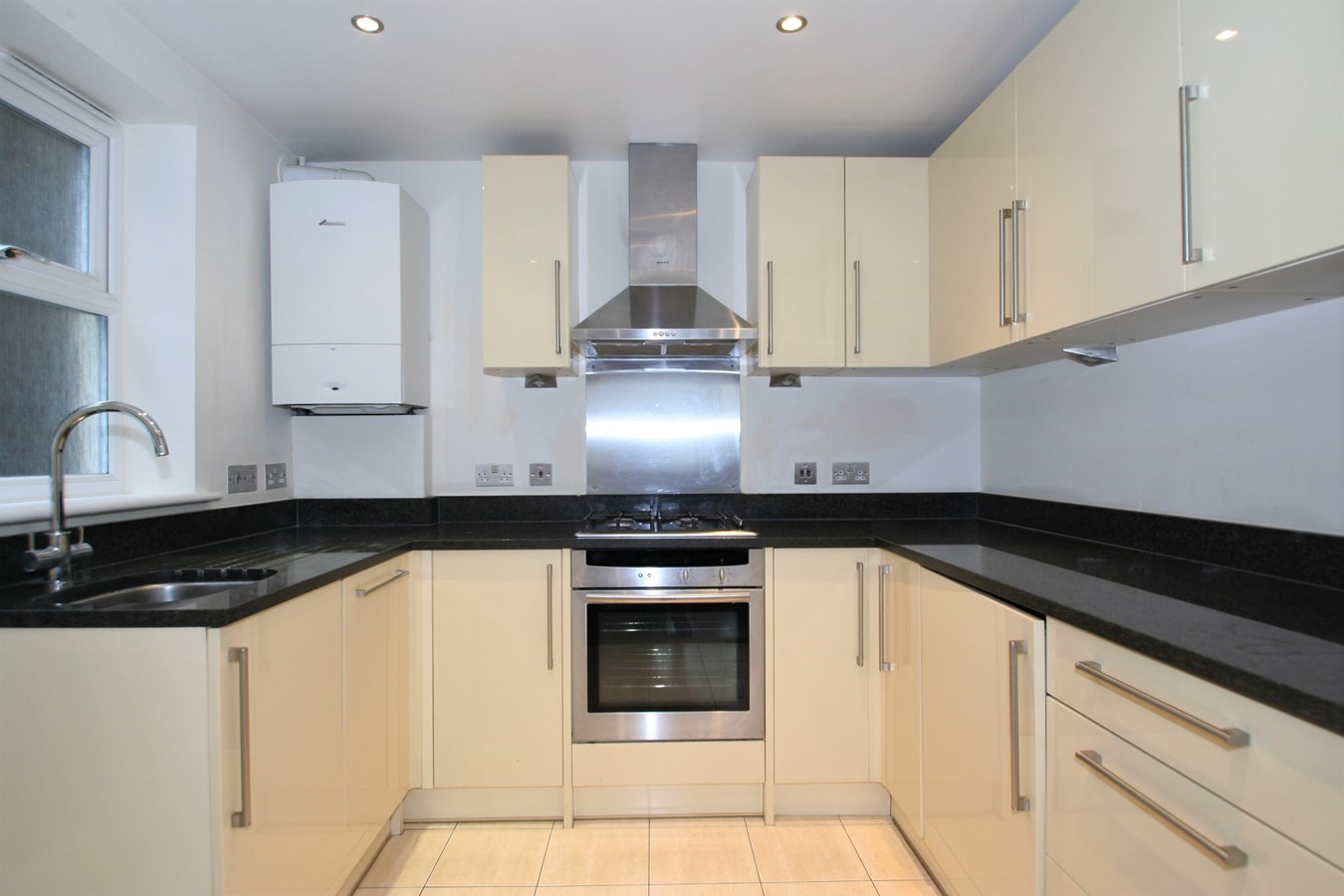 Finchley Lane, Hendon, London NW4