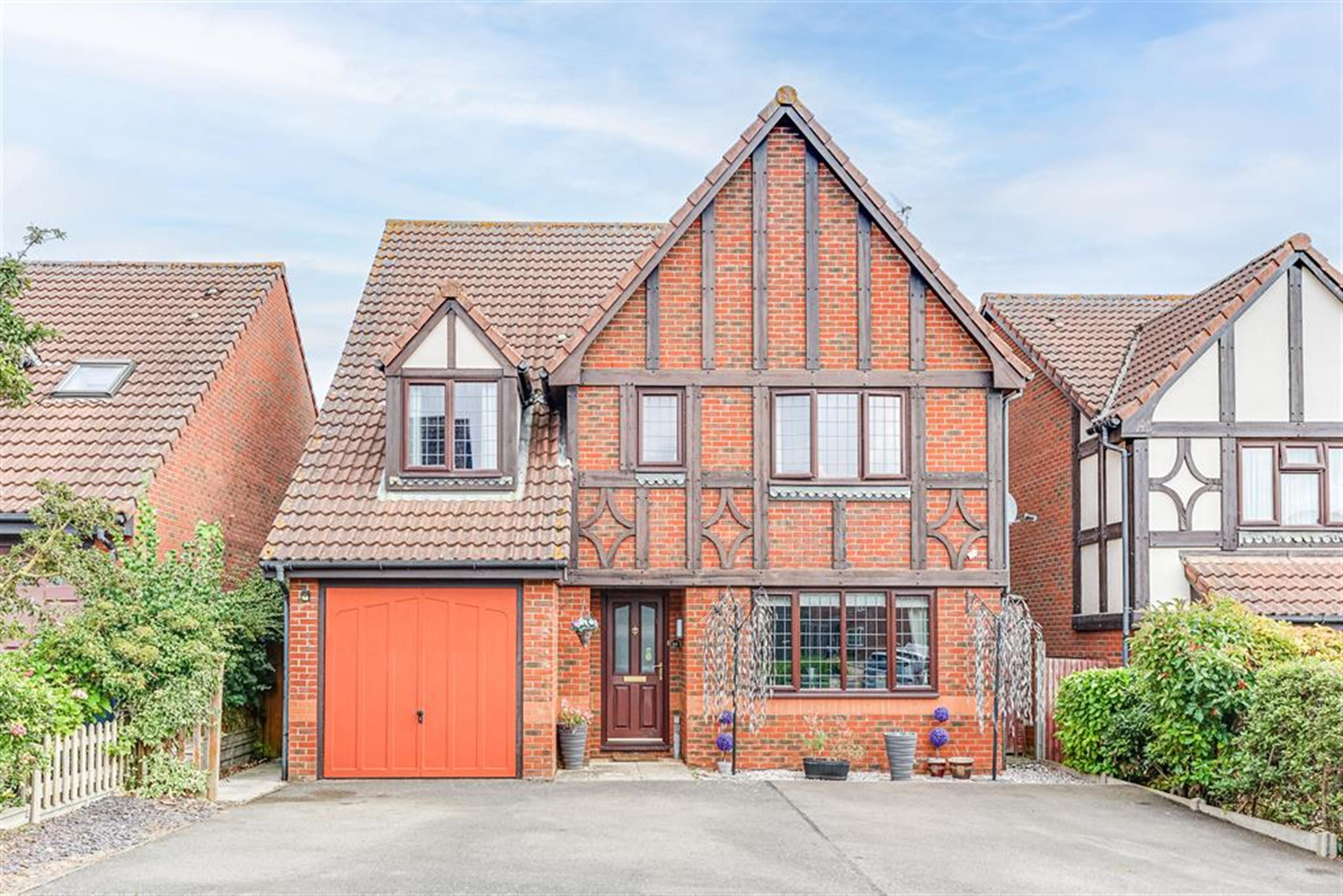 Campbell Close, Buntingford, SG9 9BY