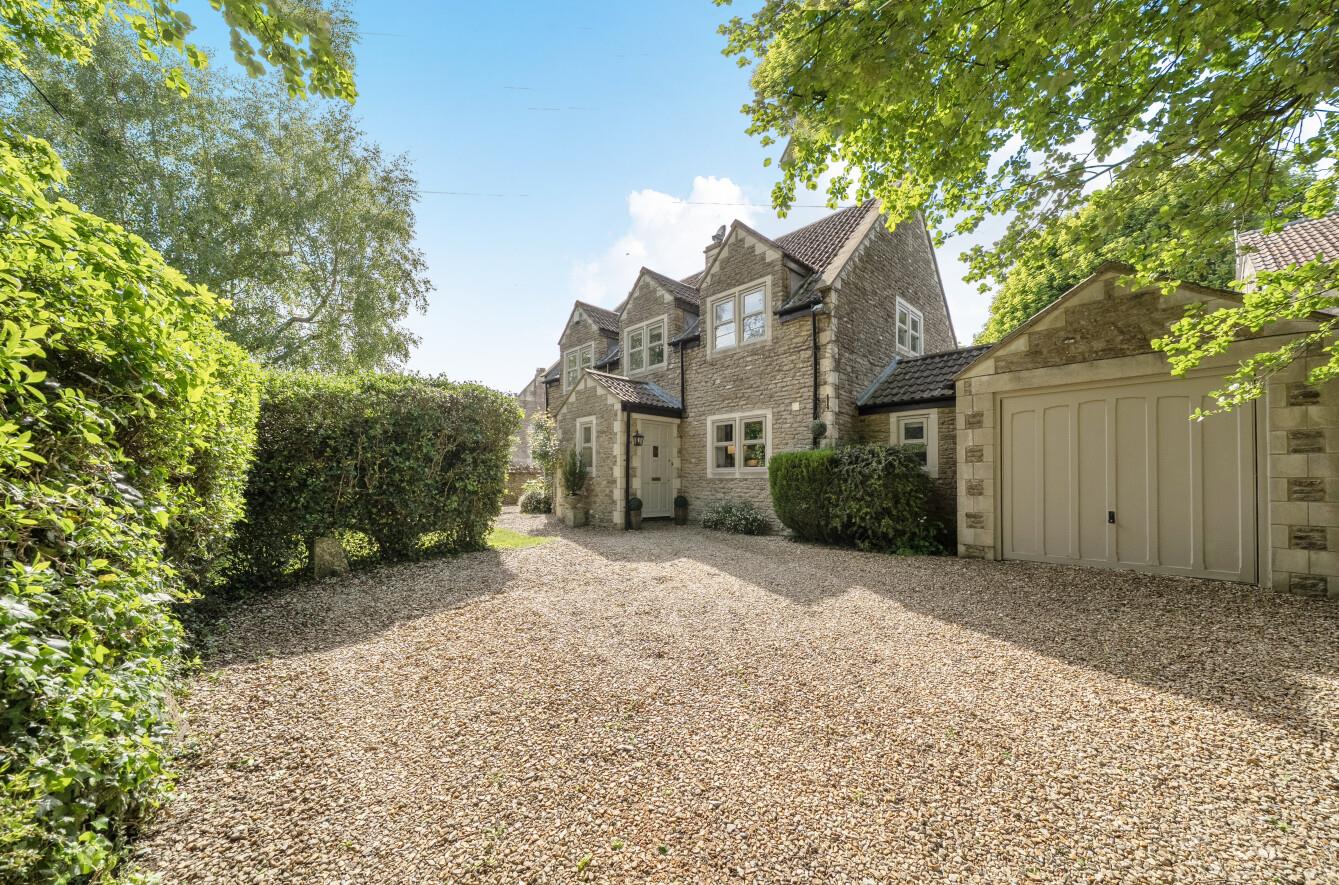 Monkton Farleigh, Bradford-On-Avon