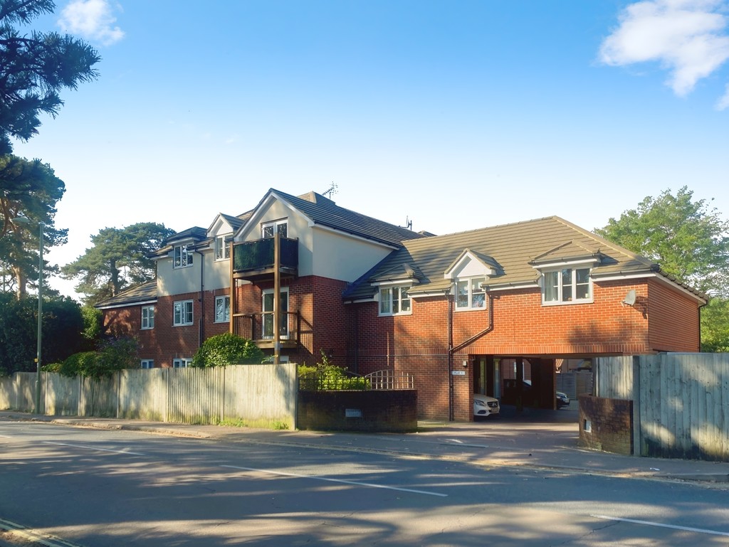 West Dene Court, Warsash Road, Locks Heath