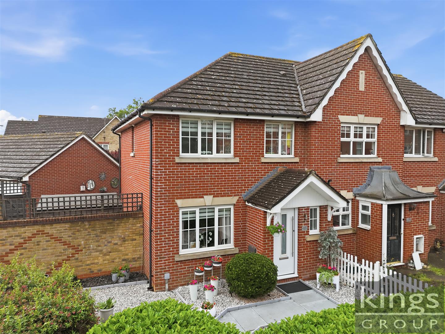 Jules Thorn Avenue, Enfield