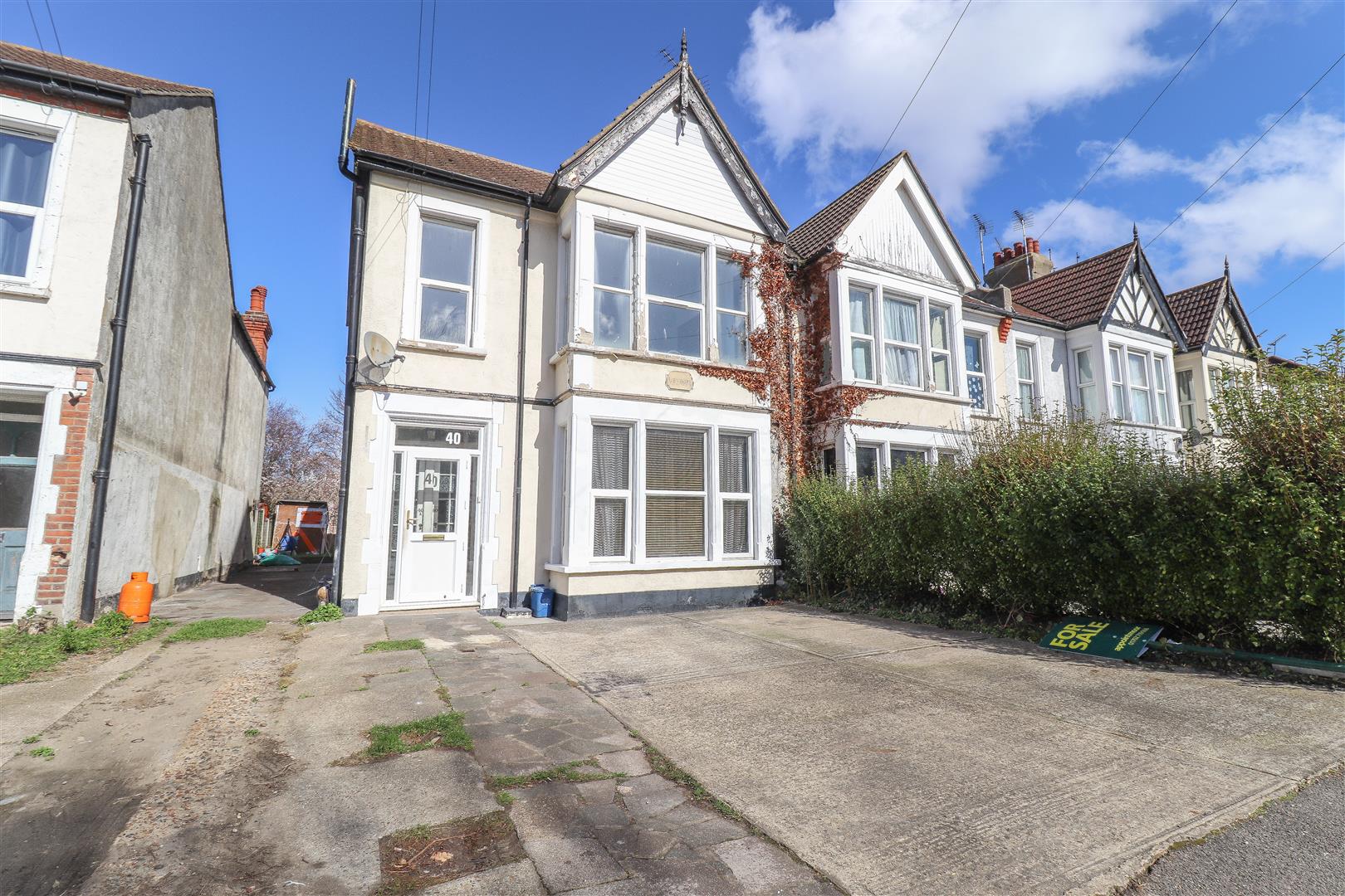 ANERLEY ROAD, Westcliff-On-Sea