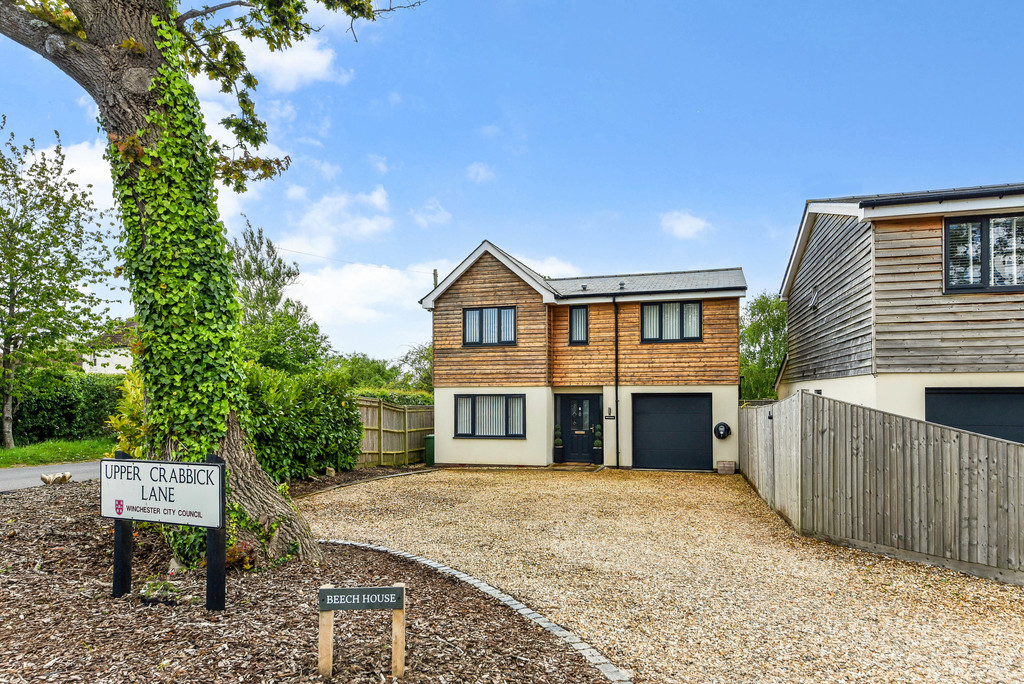 Upper Crabbick Lane, Denmead, Waterlooville