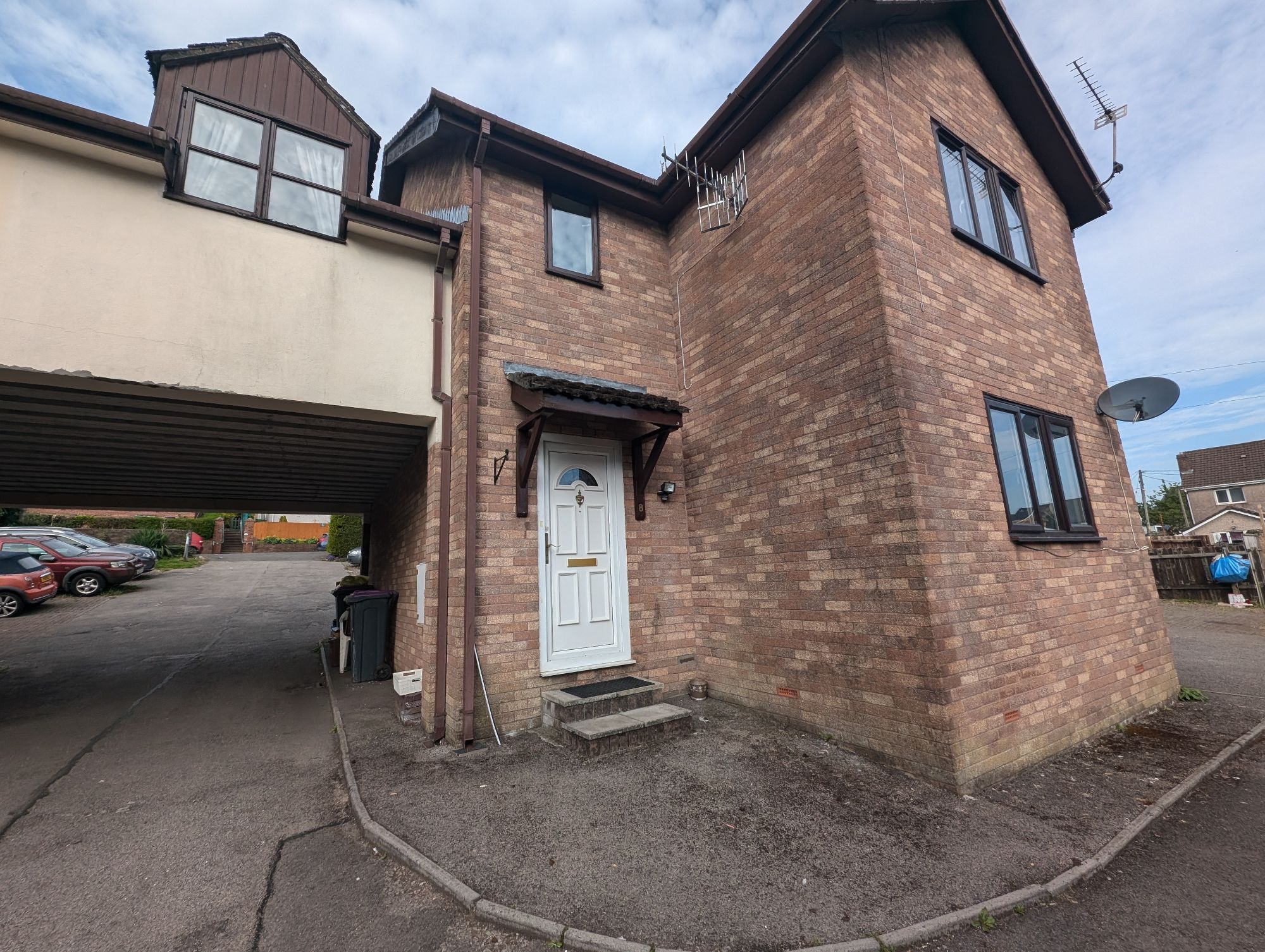 Llanerch Close, Wainfelin, Pontypool