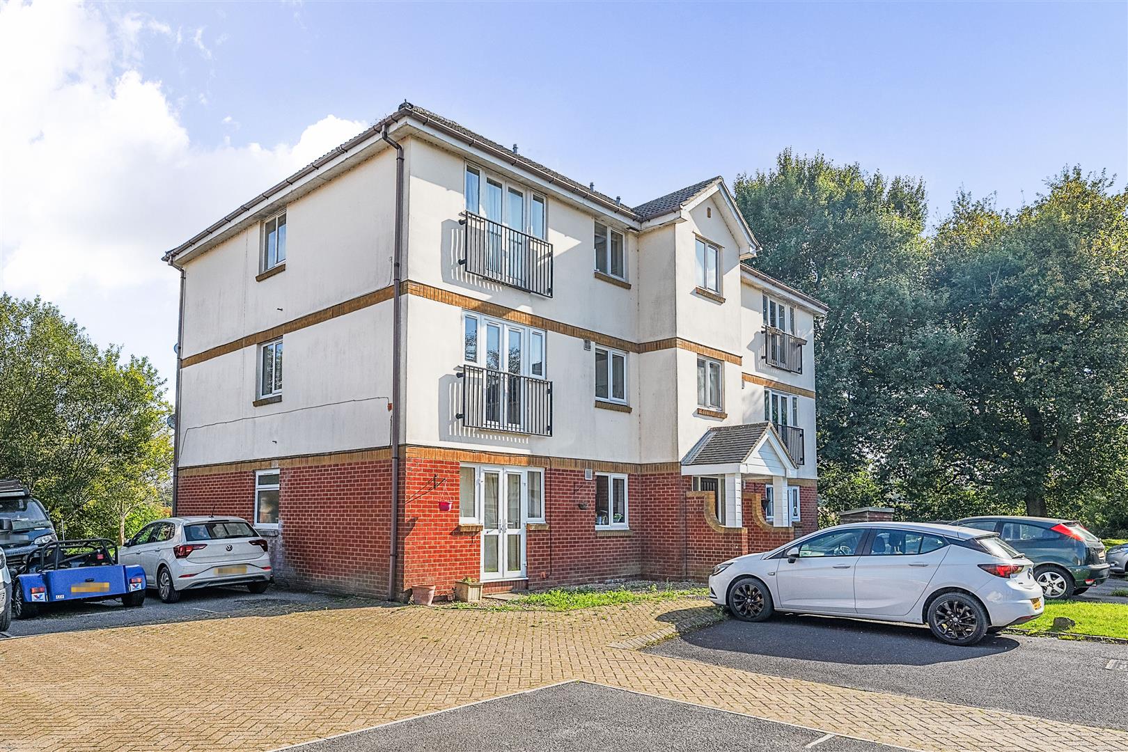 Beechfield Drive, Devizes