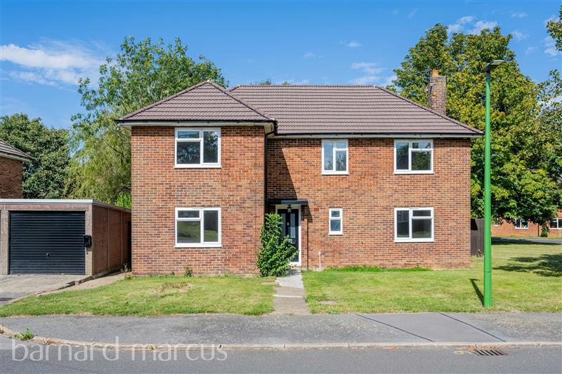 Mouchotte Close, Biggin Hill, Westerham, TN16