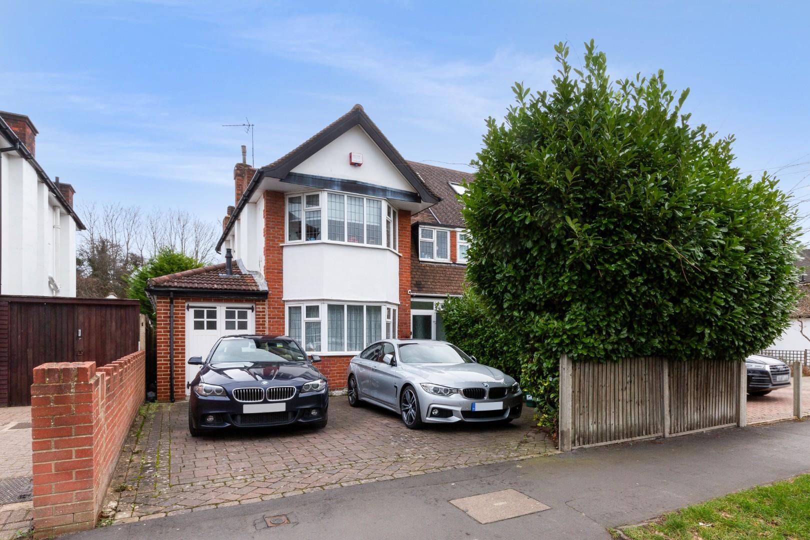 Stoneleigh Park Road, Stoneleigh